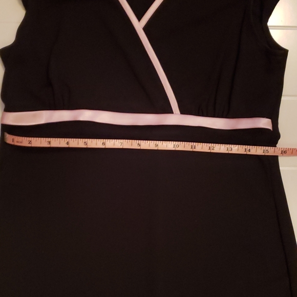 Ladies dress - Picture 9 of 11